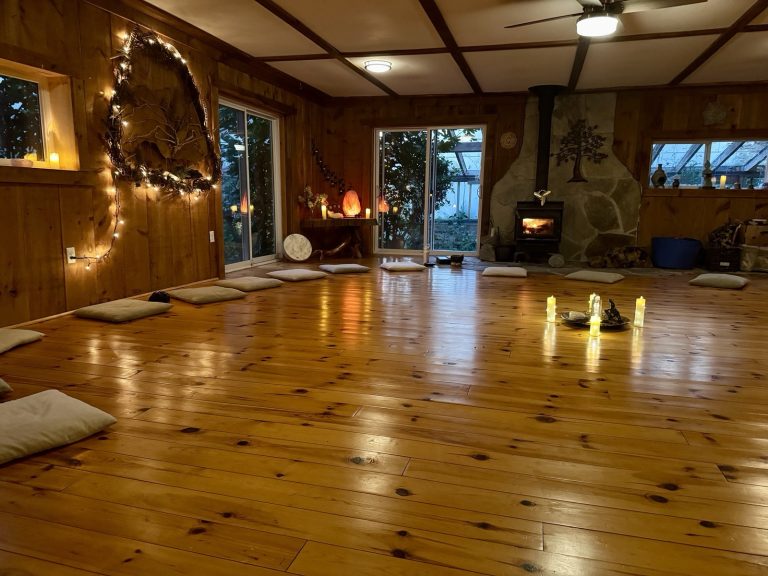 Event lodge with candle light
